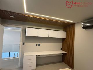 Belíssima casa no Alphaville  Litoral Norte 1 | Rua privilegiada