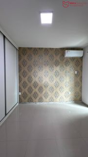 Casa para Locação no Alphaville Litoral Norte 1 | 4 Quartos | Piscina | 285 m²