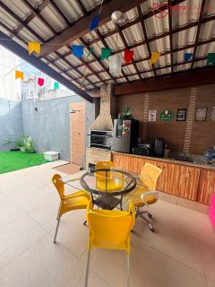 Casa à Venda no Condomínio Foz do Joanes | Buraquinho | Porteira Fechada