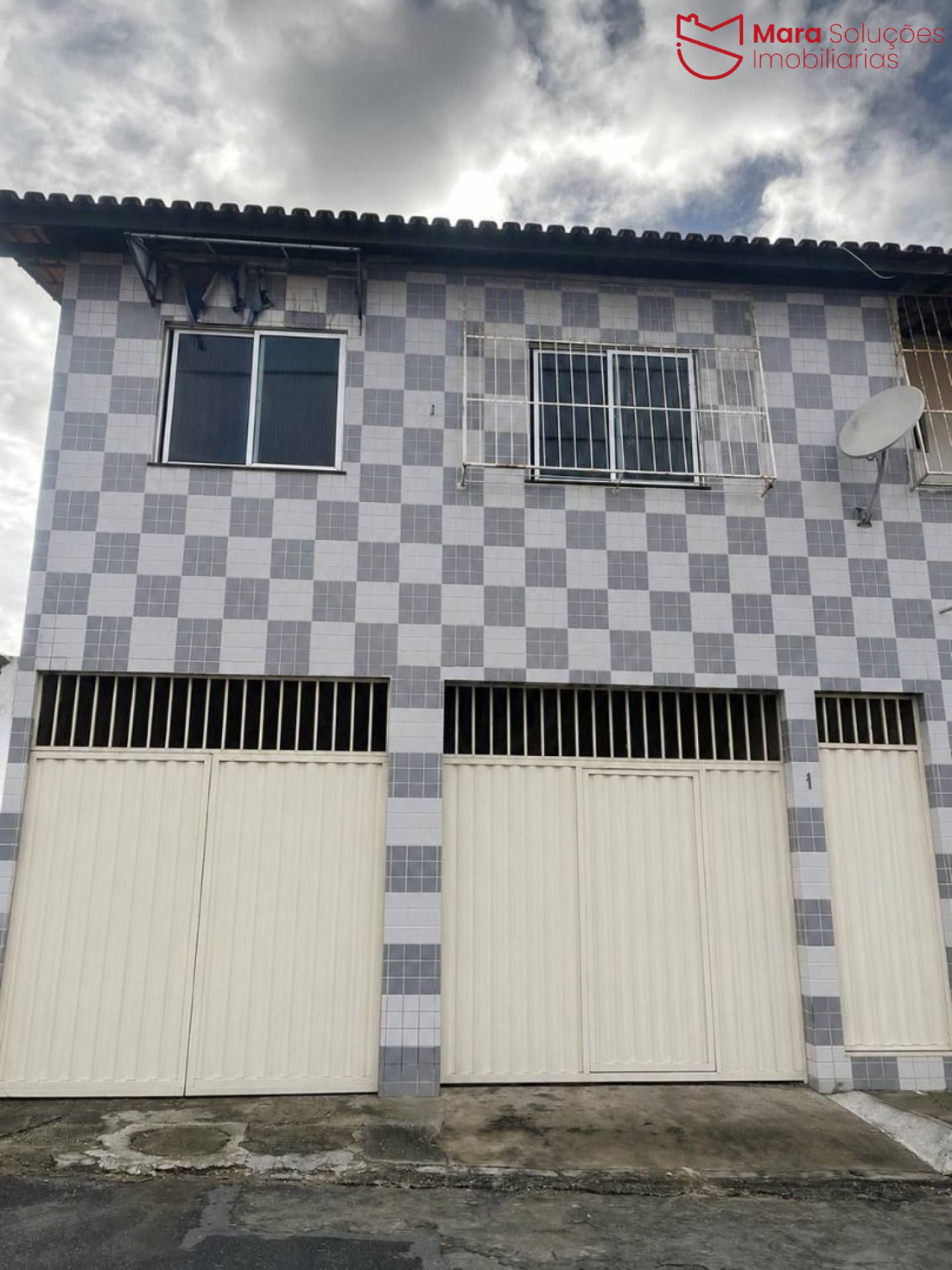 Casa à Venda em Vila Praiana – Lauro de Freitas.