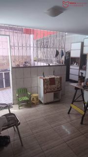 Casa 4 Quartos com Suíte à Venda | 230 m² | Centro de Lauro de Freitas.