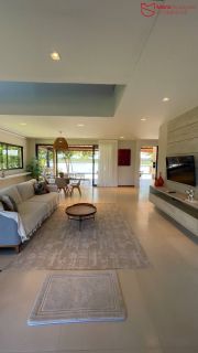 EXCLUSIVIDADE À BEIRA DA LAGOA | R$1.800.000,00 | PORTEIRA FECHADA
