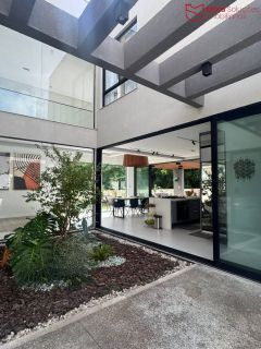 GIARDINO DI VETRO | ALPHAVILLE LN III | R$2.490.000,00