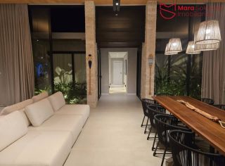CASA DE ALTO LUXO EM ITACIMIRIM | R$4.650.000,00 | PORTEIRA FECHADA