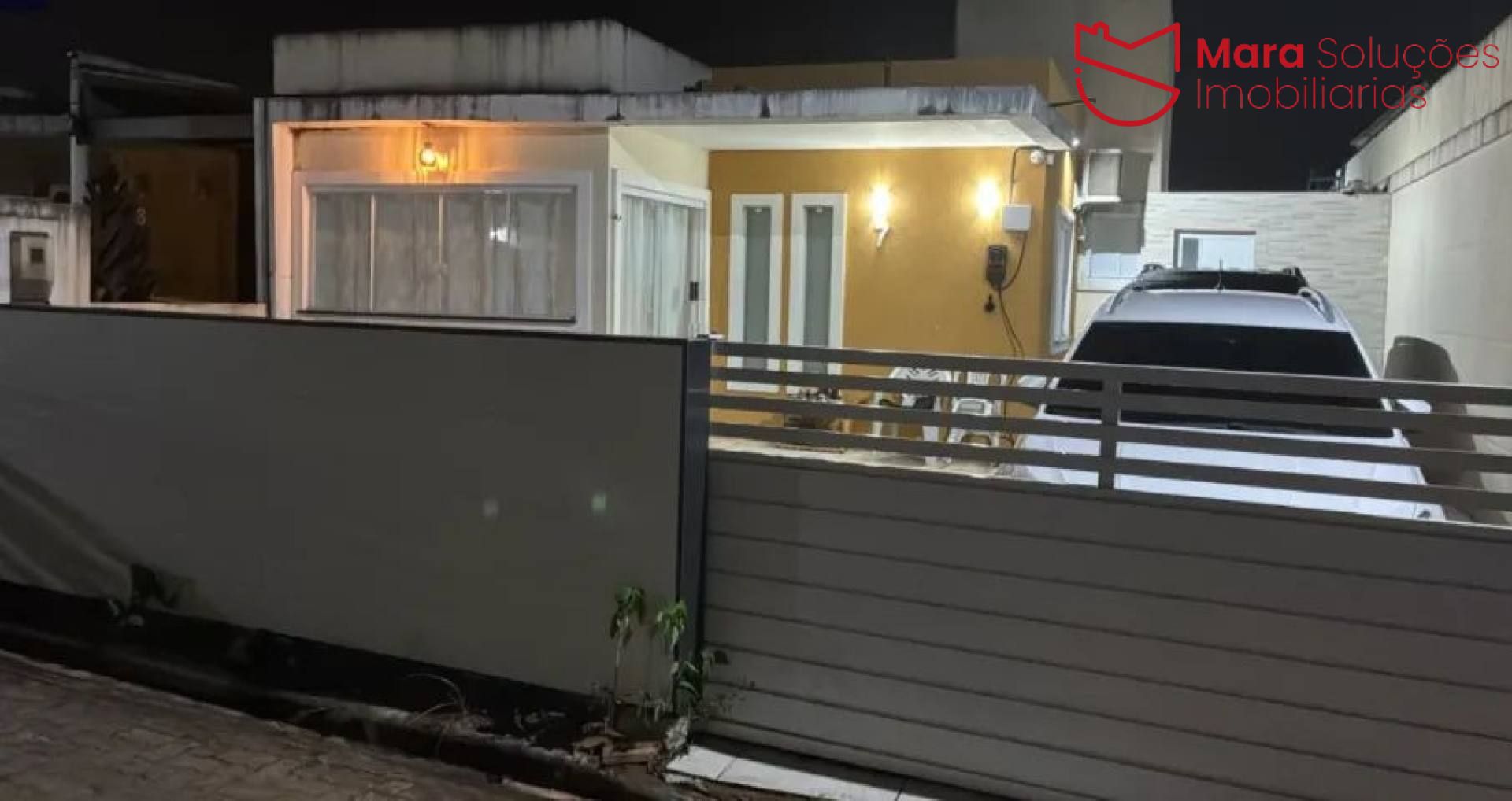 Casa à Venda no Condomínio Brisa Itália | Porteira Fechada | Piscina Privativa | 2 Quartos | Abrantes
