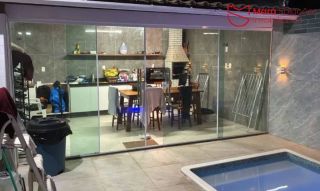 Casa à Venda no Condomínio Brisa Itália | Porteira Fechada | Piscina Privativa | 2 Quartos | Abrantes