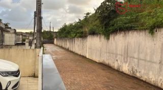 Casa à Venda no Condomínio Brisa Itália | Porteira Fechada | Piscina Privativa | 2 Quartos | Abrantes