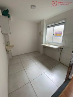 Apartamento 2/4 em condomínio com infraestrutura completa