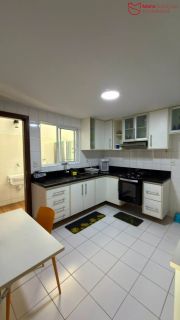 MODERNIDADE, CONFORTO E EXCELENTE LOCALIZAÇÃO EM VILAS DO ATLÂNTICO R$ 1.080.000,00