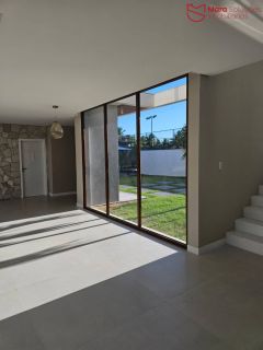 CASA DE ALTO PADRÃO À VENDA | CONDOMÍNIO BUSCA VIDA.