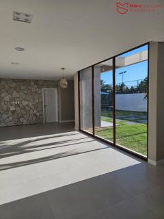 CASA DE ALTO PADRÃO À VENDA | CONDOMÍNIO BUSCA VIDA.