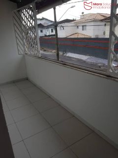 Casa 3 Quartos com Suíte em Buraquinho | Entrada de Buraquinho | Rua Pública | 173 m² | 2 Vagas
