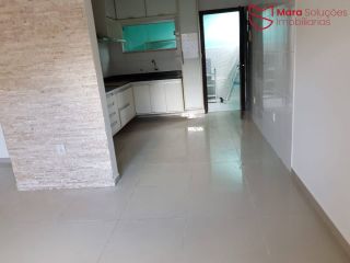 Casa 3 Quartos com Suíte em Buraquinho | Entrada de Buraquinho | Rua Pública | 173 m² | 2 Vagas