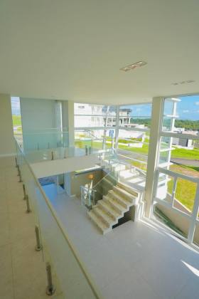 Casa de Condomínio à Venda com 5/4 | Alphaville Litoral Norte 3