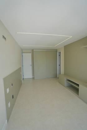 Casa de Condomínio à Venda com 5/4 | Alphaville Litoral Norte 3
