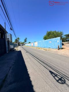 Galpão na transversal da Avenida Luiz Tarquínio