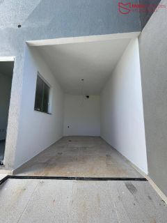 Casa à Venda em Vila Praiana – Lauro de Freitas.