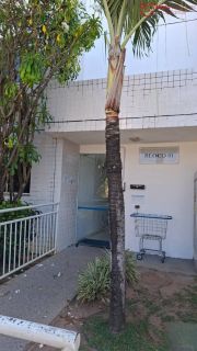Apartamento 3/4 com suíte no centro de Lauro