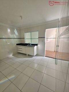Casa em condomínio em Pitangueiras com 4 quartos.