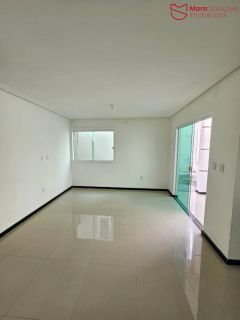Casa em condomínio em Pitangueiras com 4 quartos.