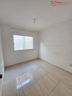 Casa em condomínio em Pitangueiras com 4 quartos.