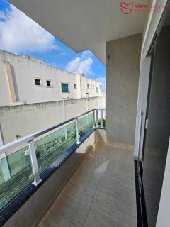 Casa em condomínio em Pitangueiras com 4 quartos.