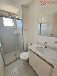 Apartamento de 2 /4, sendo 1 suíte, na via principal de Buraqinho.