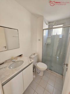 Apartamento de 2 /4, sendo 1 suíte, na via principal de Buraqinho.