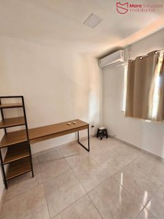 Casa individual de rua, com 4/4 próximo ao OUTLET PREMIUM