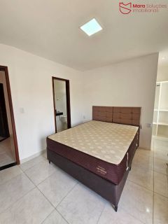 Casa individual de rua, com 4/4 próximo ao OUTLET PREMIUM