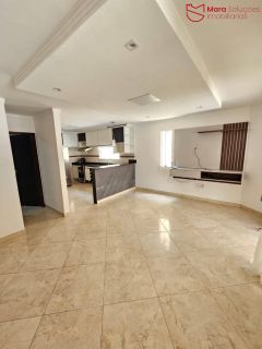 Casa individual de rua, com 4/4 próximo ao OUTLET PREMIUM