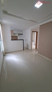 Apartamento 2 Quartos Reformado e Planejado no Solar das Palmeiras | 3º Andar