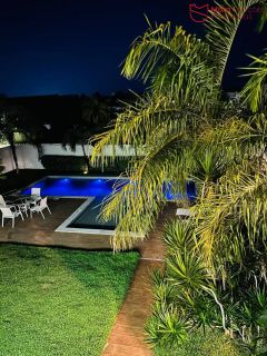 Mansão no Condomínio Buscaville | 4 suítes | R$27.500,00