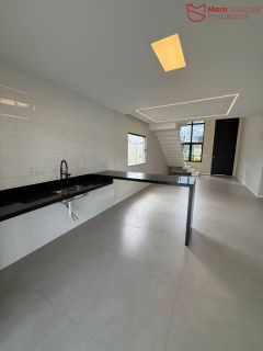 Casa de Condomínio com 4/4 | 3 suítes | Camaçari