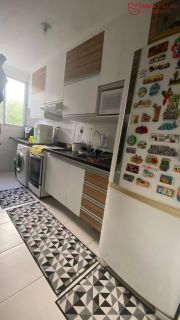 Apartamento 2/4 Semi-mobiliado à Venda no Condomínio Park Suncoast | 48 m² | Centro de Lauro de Freitas