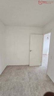 Apartamento Térreo 2/4 à Venda no Residencial Villa D’Oro | Piscina e Elevador.