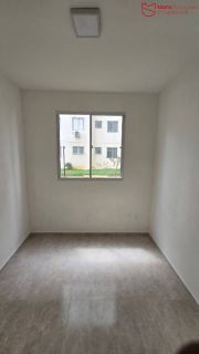 Apartamento Térreo 2/4 à Venda no Residencial Villa D’Oro | Piscina e Elevador.