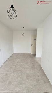 Apartamento Térreo 2/4 à Venda no Residencial Villa D’Oro | Piscina e Elevador.