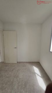 Apartamento Térreo 2/4 à Venda no Residencial Villa D’Oro | Piscina e Elevador.