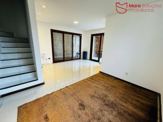 Casa 4 Quartos com 2 Suítes, Piscina e Porteira Fechada em Ipitanga | 180 m² | 2 Minutos da Praia