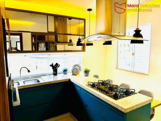 Casa 4 Quartos com 2 Suítes, Piscina e Porteira Fechada em Ipitanga | 180 m² | 2 Minutos da Praia