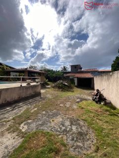 Seu Refúgio Particular no Condomínio Águas Finas | 1.600 m² de Terreno, Piscina, Espaço Gourmet e Muito Verde
