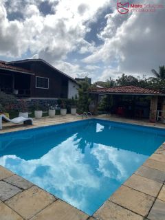 Seu Refúgio Particular no Condomínio Águas Finas | 1.600 m² de Terreno, Piscina, Espaço Gourmet e Muito Verde