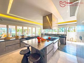Mansão com 7 suítes | Porto Busca Vida Resort | R$20.000.000,00