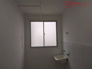 Apartamento térreo a venda em Abrantes,  condomínio com infraestrutura de lazer e segurança.