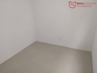 Apartamento térreo a venda em Abrantes,  condomínio com infraestrutura de lazer e segurança.