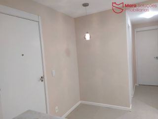 Apartamento térreo a venda em Abrantes,  condomínio com infraestrutura de lazer e segurança.