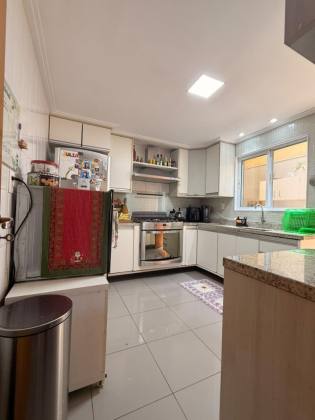 CASA DUPLEX À VENDA | R$ 950.000,00