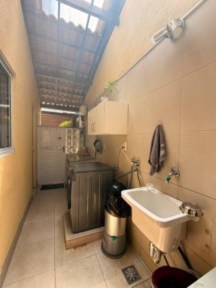 CASA DUPLEX À VENDA | R$ 950.000,00
