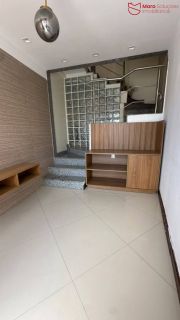 Casa Semi-mobiliada com 2 Suítes e Área Gourmet no Centro de Lauro de Freitas